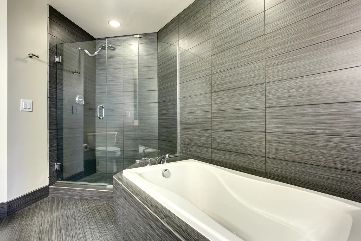 Glass Shower Doors Near You | Glass Innovation Corp